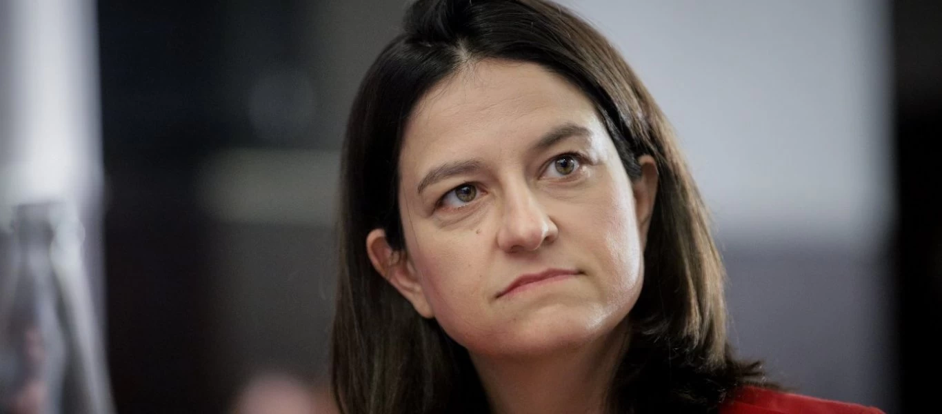 Τροφική δηλητηρίαση υπέστη η Νίκη Κεραμέως - Πότε θα επιστρέψει στα καθήκοντά της